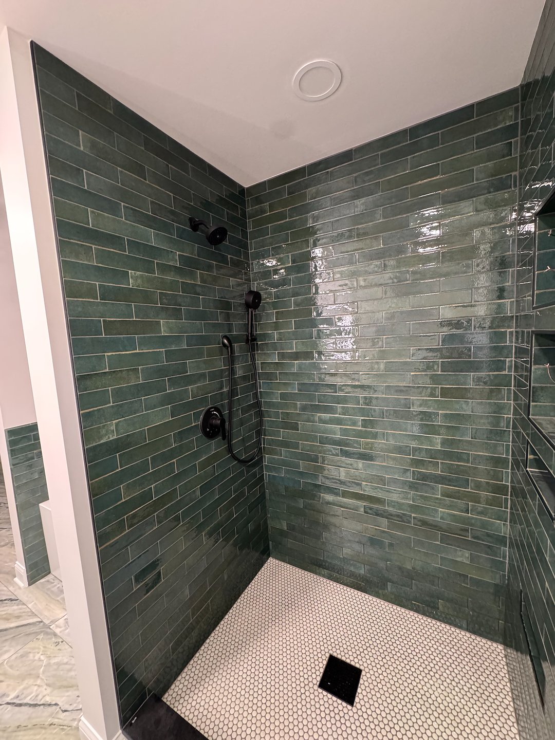 A Plus Decorating Inc. – Lake Zurich Painting Contractor