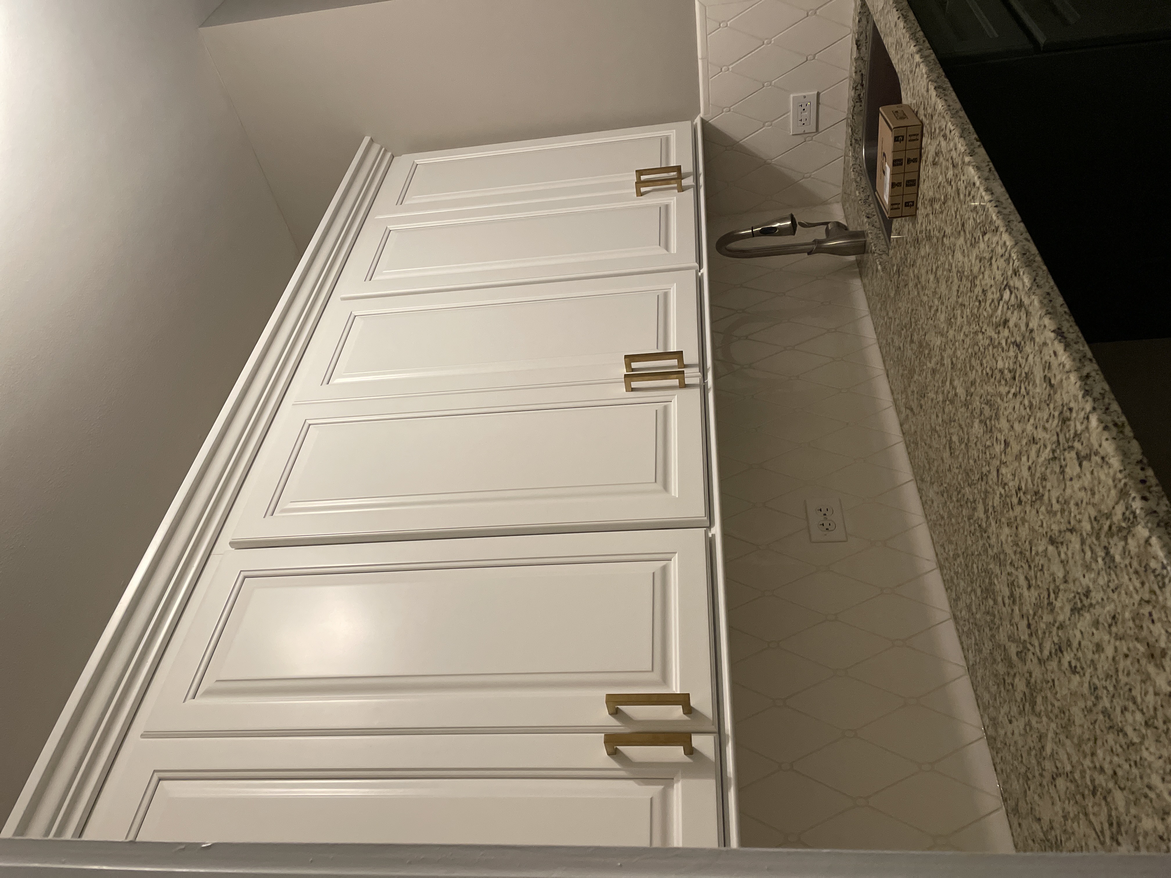 High End Quality Kitchen Cabinet Painting Services in Kildeer, IL.
