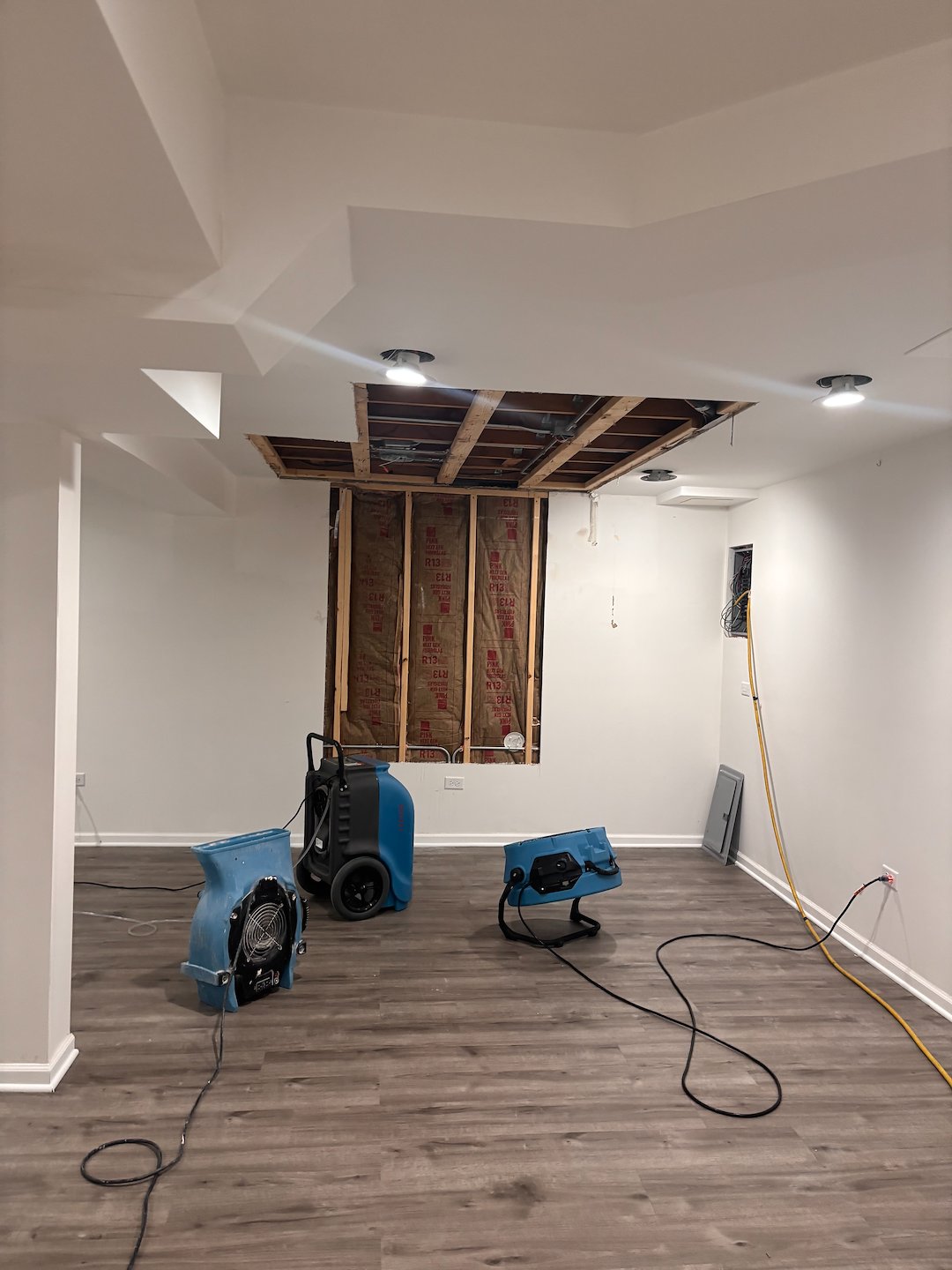 Water Damage Restoration vs. Water Mitigation: What Buffalo Grove Homeowners Need to Know